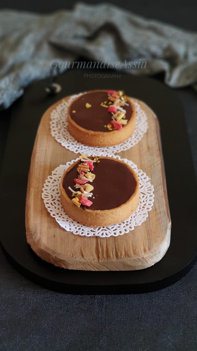 Tarte Chocolat Caramel Amande et Framboise