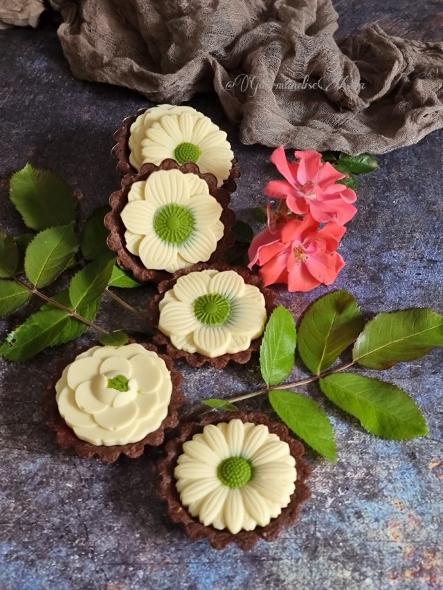 Tartelettes Fleurs Chocolat Framboises 