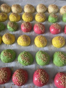 Mini Burgers Colorés { Betterave Coriandre et Curry }