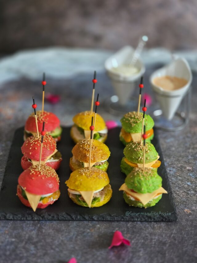 Mini Burgers Colorés { Betterave Coriandre et Curry }