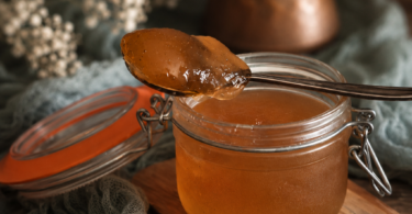Gelée de Pommes à la Cardamome