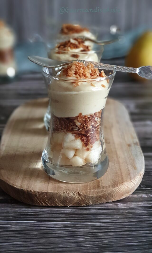 Verrines à la Crème Praliné et Poire