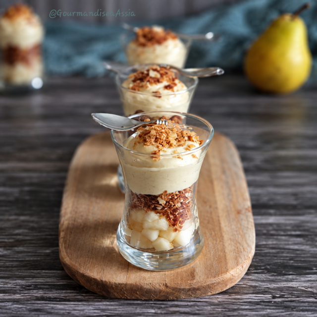 Verrines à la Crème Praliné et Poire