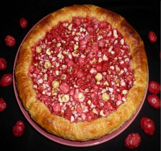 Tarte Briochée aux Pralines Roses