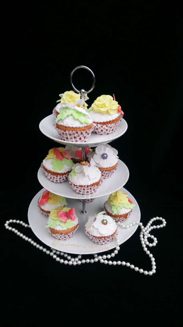 THE Cupcakes avec la Pâte Magique